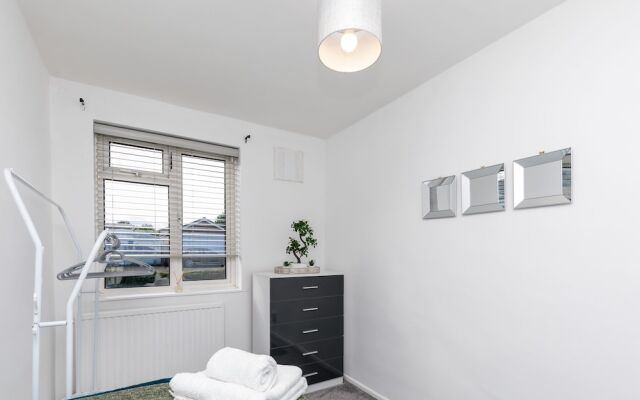 Lark Rise Apartments