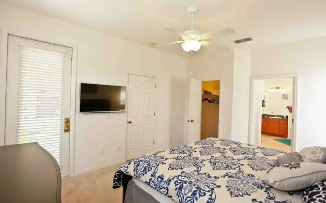 Crystal Cove 932