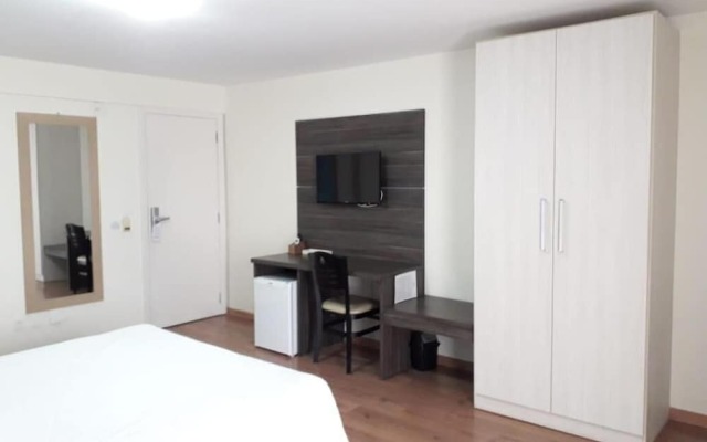 Athos Hotel