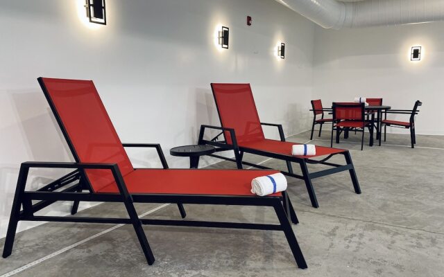 Ramada by Wyndham Windsor Locks