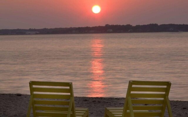 Sunset Beach Hotel