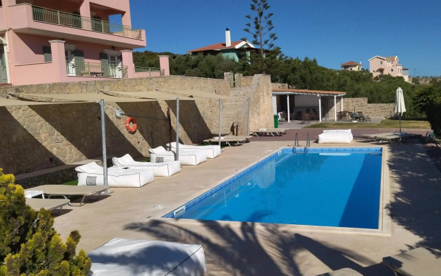 Lagoon View Apartments - Adults Only