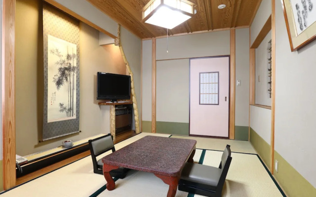 Shigakogen Milky Hot Spring Keikokunoyu