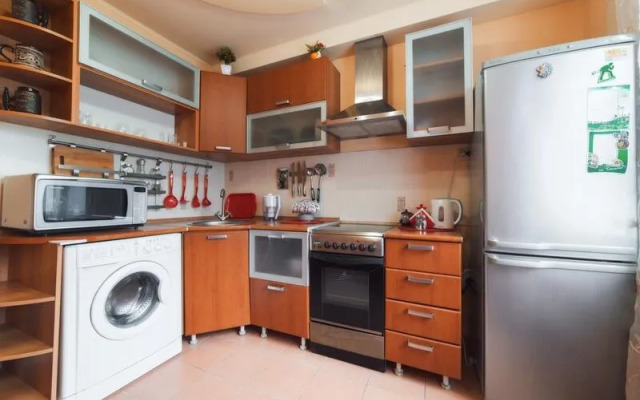 Апартаменты Пять Звезд около Ледовой арены Трактор