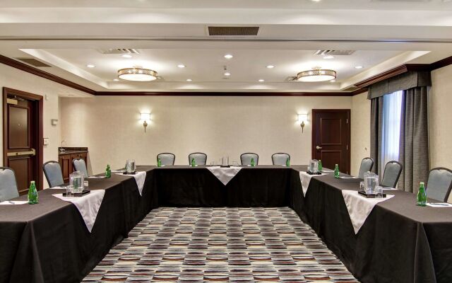 Homewood Suites by Hilton Toronto Oakville