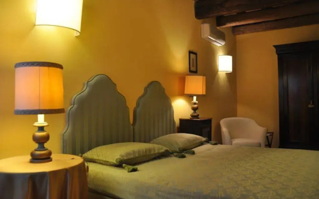 Piazza Nova Guest House