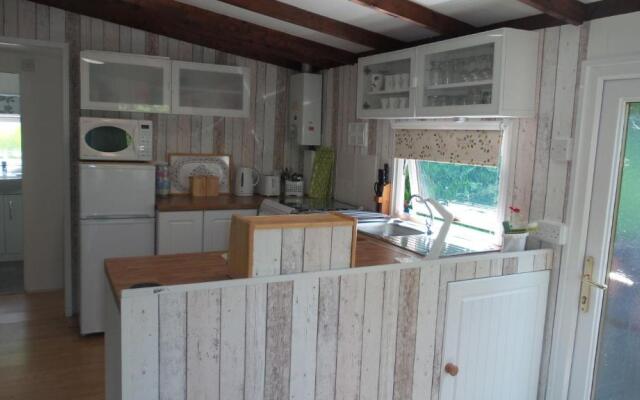 28 Riverside, Caer Beris Holiday Park