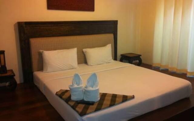 Ploy Resort