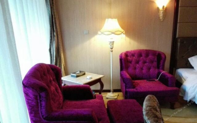 FIRSTHOTSPRINGHOTEL