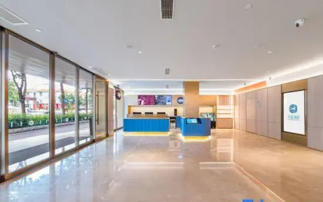 HanTing Hotel (Quanzhou Xihu Park)
