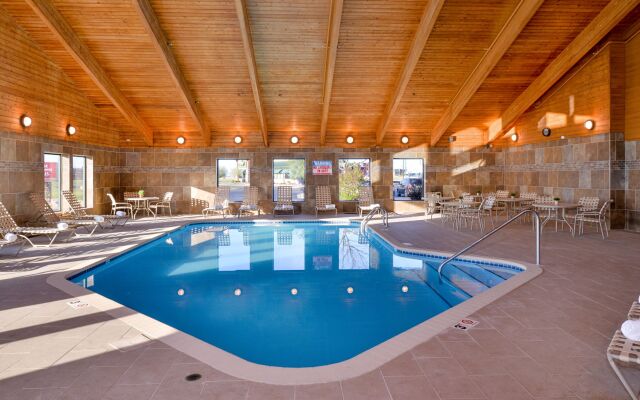 Best Western Plus Sidney Lodge