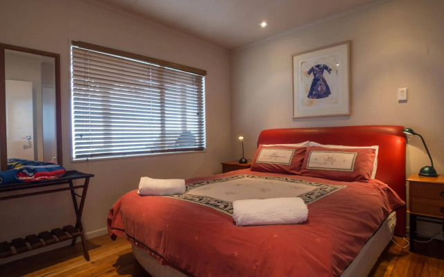 Golden Sand Beachfront Accommodation