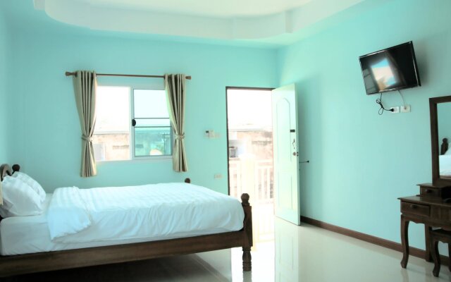 Perm Poon Sup Apartment