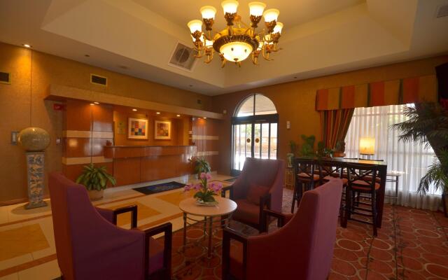 Best Western Plus South Bay Hotel