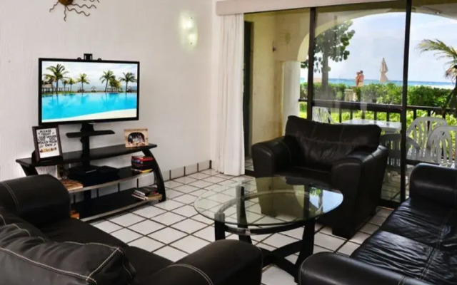 Xaman Ha Condominium by ChezPlaya