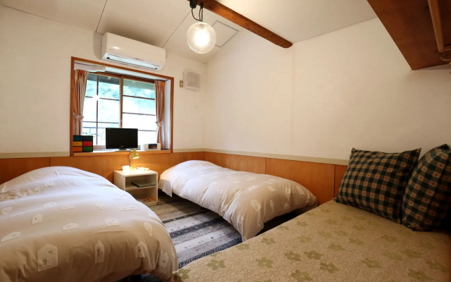 Inn of Amigos Yasuda Pension