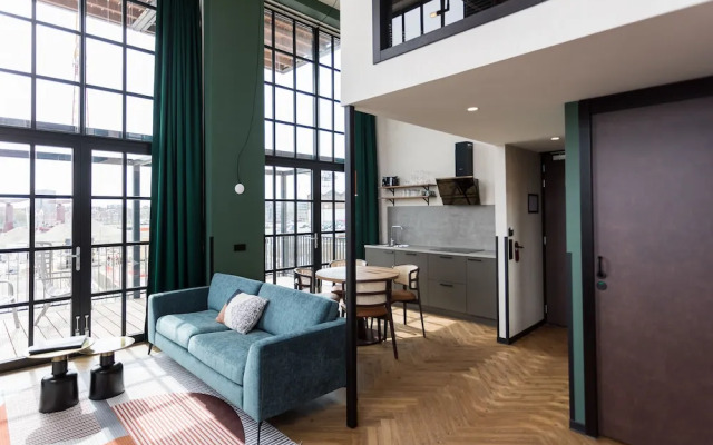 Hotel de Timmerfabriek  Kloeg Collection