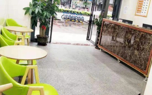 Maoming Yuehai Hotel