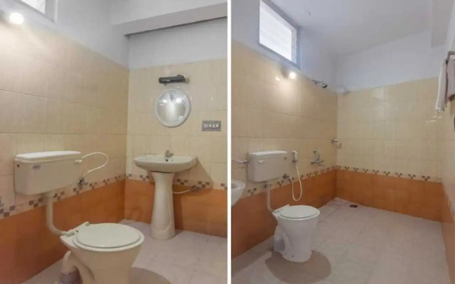 Easternwoods Hotel Raj