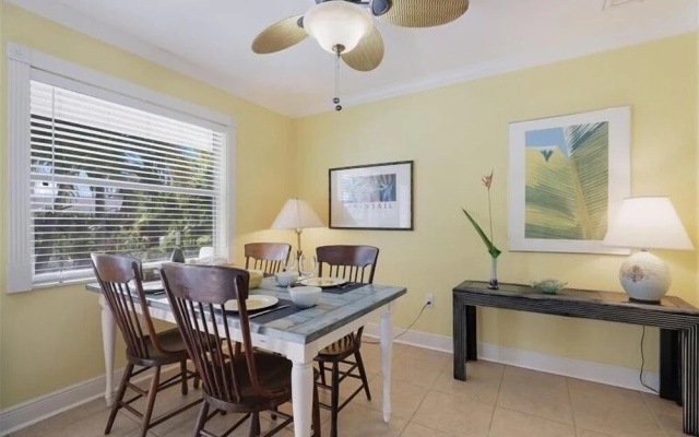 Island Haven 2 Bedroom Home by RedAwning