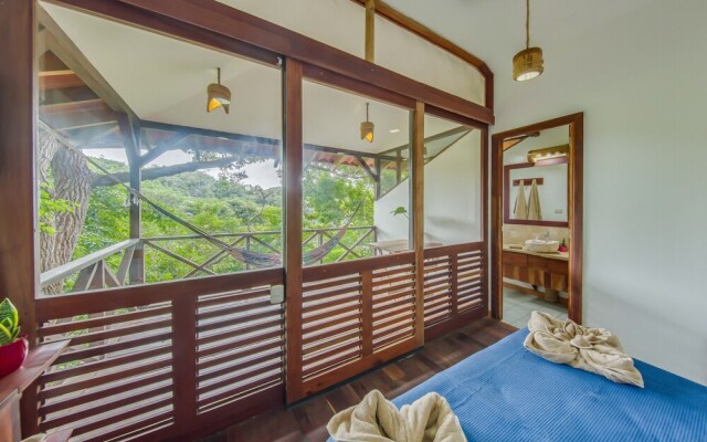 Costa Dulce Ecolodge and Retreat Center