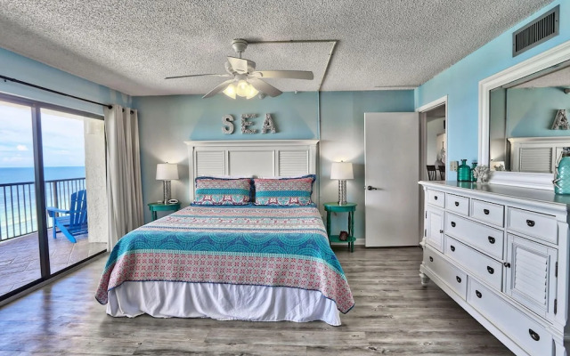 Ocean Sands 1-1002