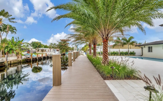 Waterfront Oasis w/ Enclosed Pool!