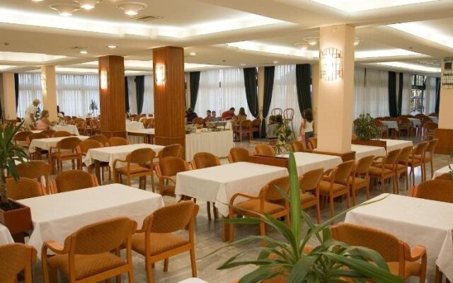 Hotel Makpetrol Struga