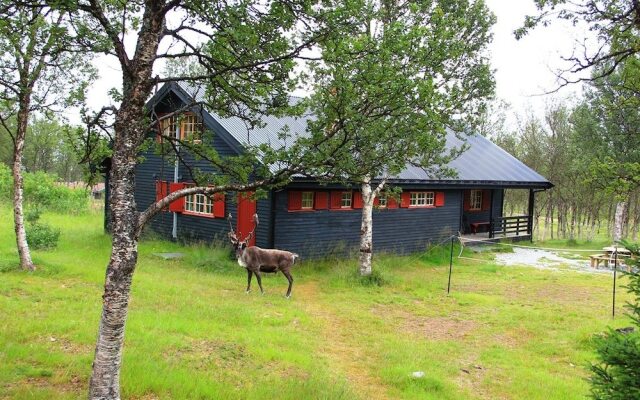 Polar Cabin