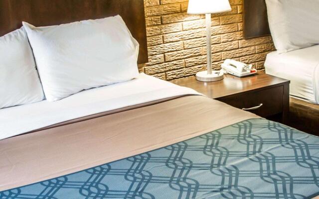 Rodeway Inn & Suites Wilmington North