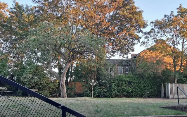 Central 2-bed House - Sleeps 2 & Friendly