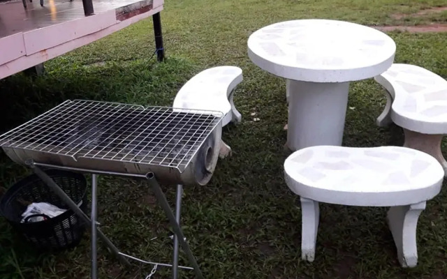 Tiw & Piw Talaymok at Khao Kho