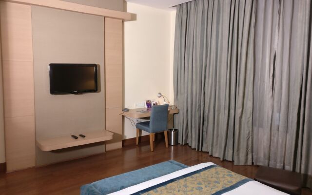 Clarks Inn Suites Delhi/NCR