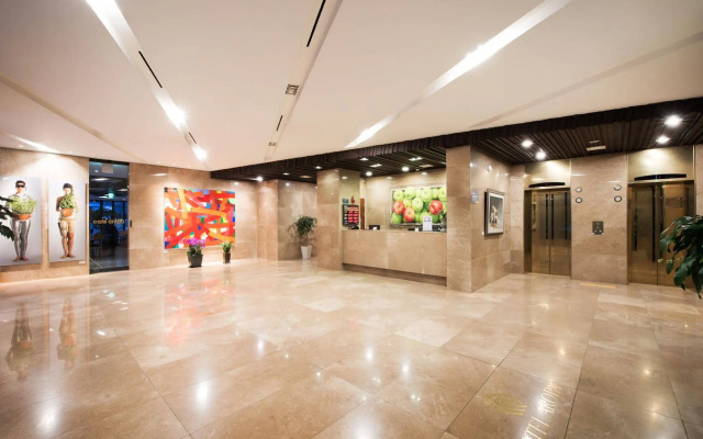Travelodge Myeongdong City Hall