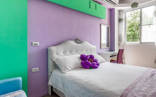 Man Lu B&B
