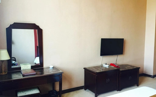 Jiayuguan Huatian Hotel