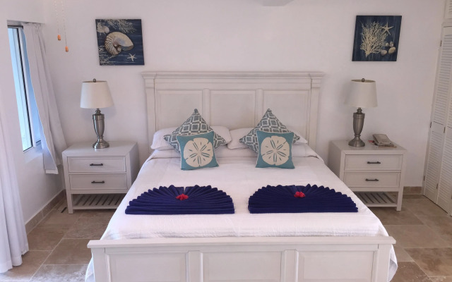 Dickenson Bay Oasis Antigua Village