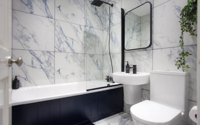 3 bed House Camberwell With Private Garden