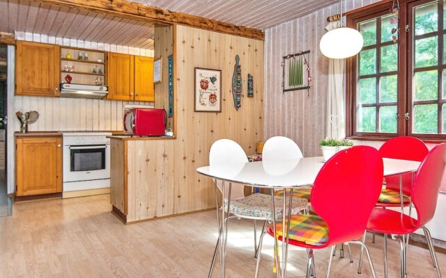 6 Person Holiday Home in Toftlund