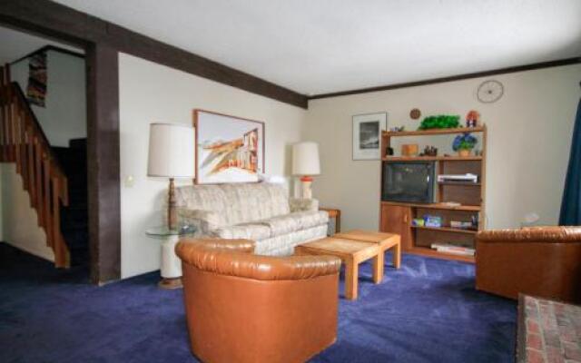 Mammoth Ski & Racquet Club #129