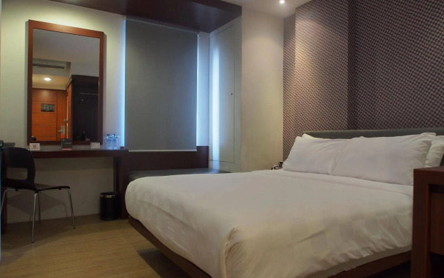M Hotel Jakarta