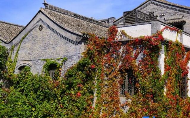 Mingtang Linshui Inn