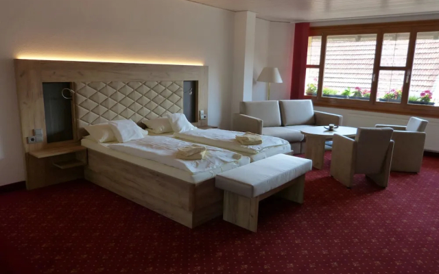 Ferienhotel Wolfsmhle
