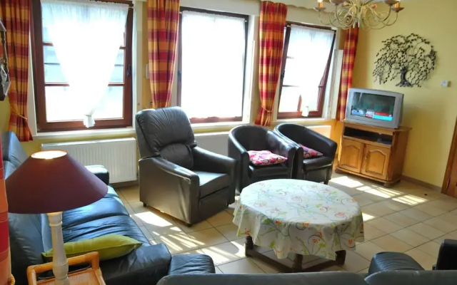 Stationed Between Namur and Lige, Holiday Home With Terrace and Garden - фото 5