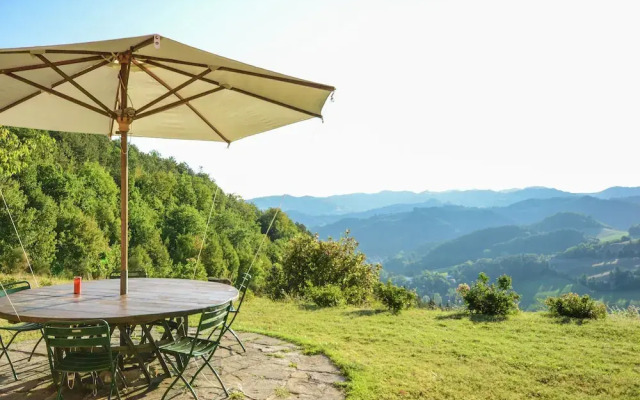Sprawling Villa With Breathtaking Views In Emilia-Romagna