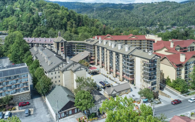 Gatlinburg Town Square by Exploria Resorts