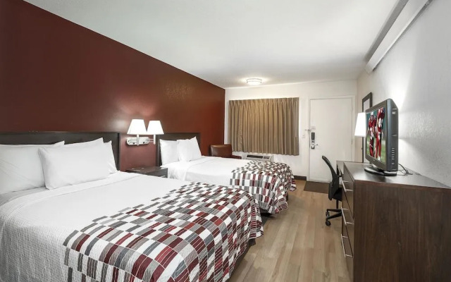 Travelodge by Wyndham Peoria