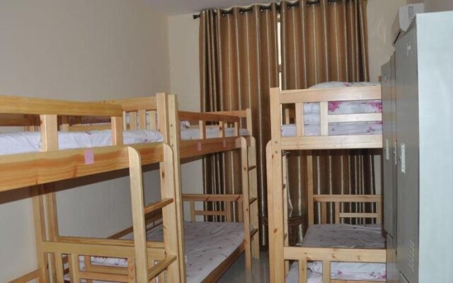 Dengfeng Climb International Youth Hostel