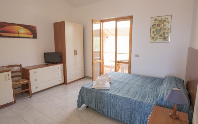 Studio 200 Meters From the Sea, Wifi, Self Catering