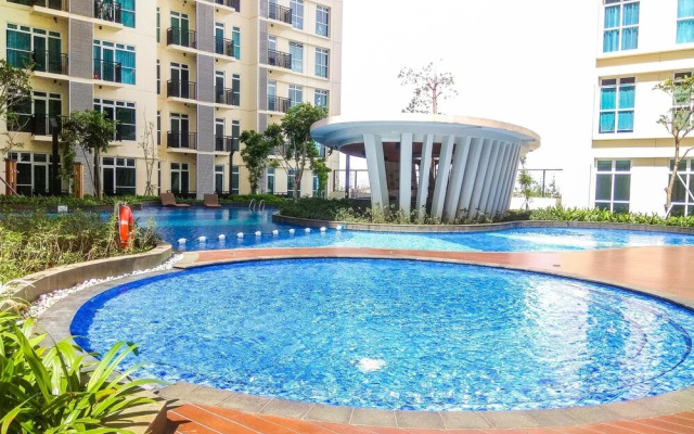 Relax Studio Apartment at Puri Orchard